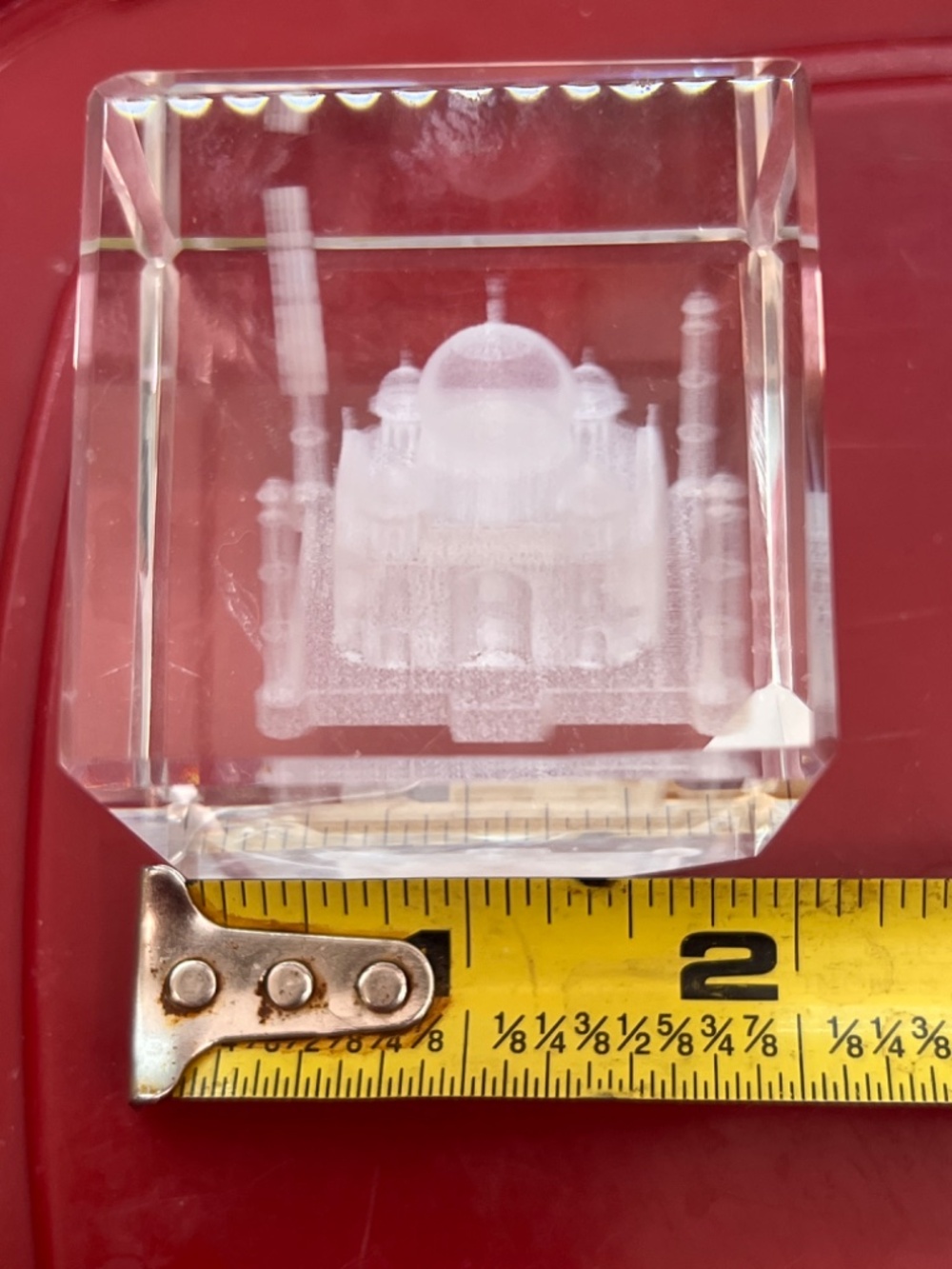 An EXPION branded diamond-shaped 3D laser-etched Taj Mahal crystal paperweight - Picture 6 of 8